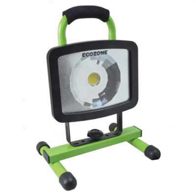 ECIL1681 image(0) - Coleman Cable 22 Watt LED Portable Worklight